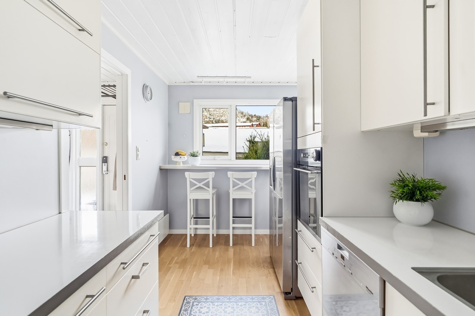 Kjøkkenet ligger i eget rom. Galleribilde