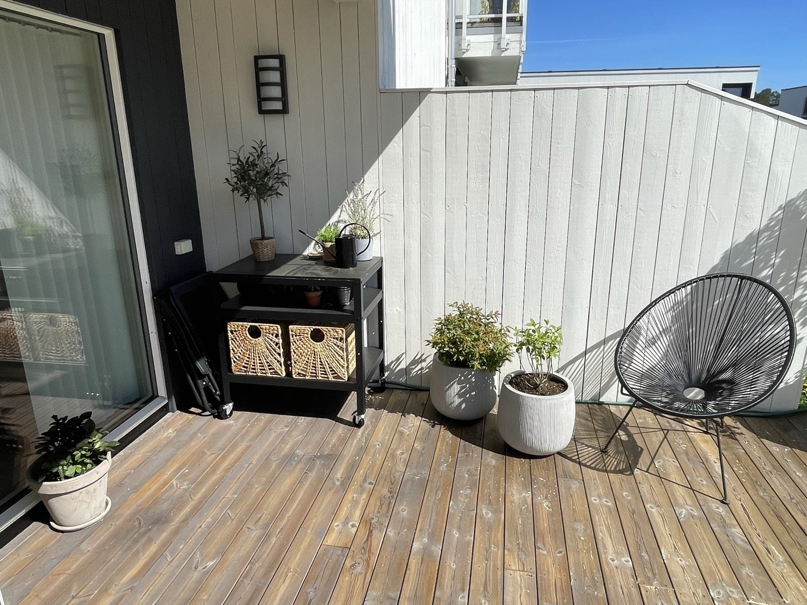 Sommerbilde tatt av selger. Galleribilde