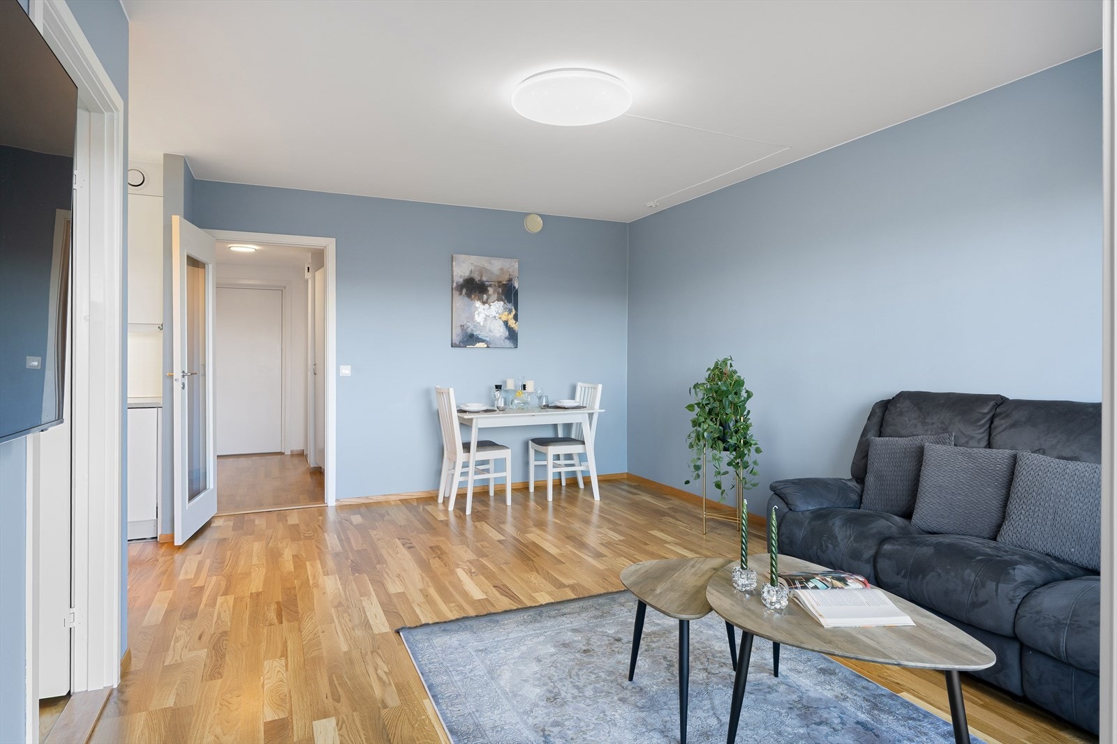 God plass til et spisebord. Galleribilde