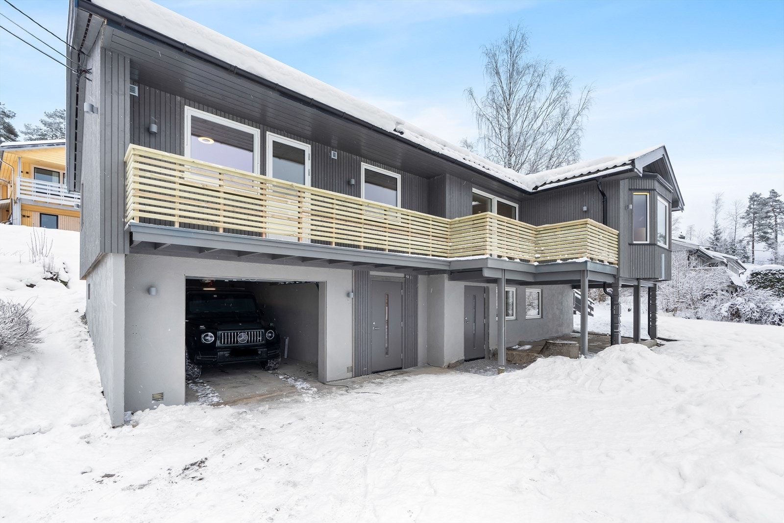 Det er opplegg for montering av elbillader, men lader er per d.d. ikke tilkoblet. Galleribilde