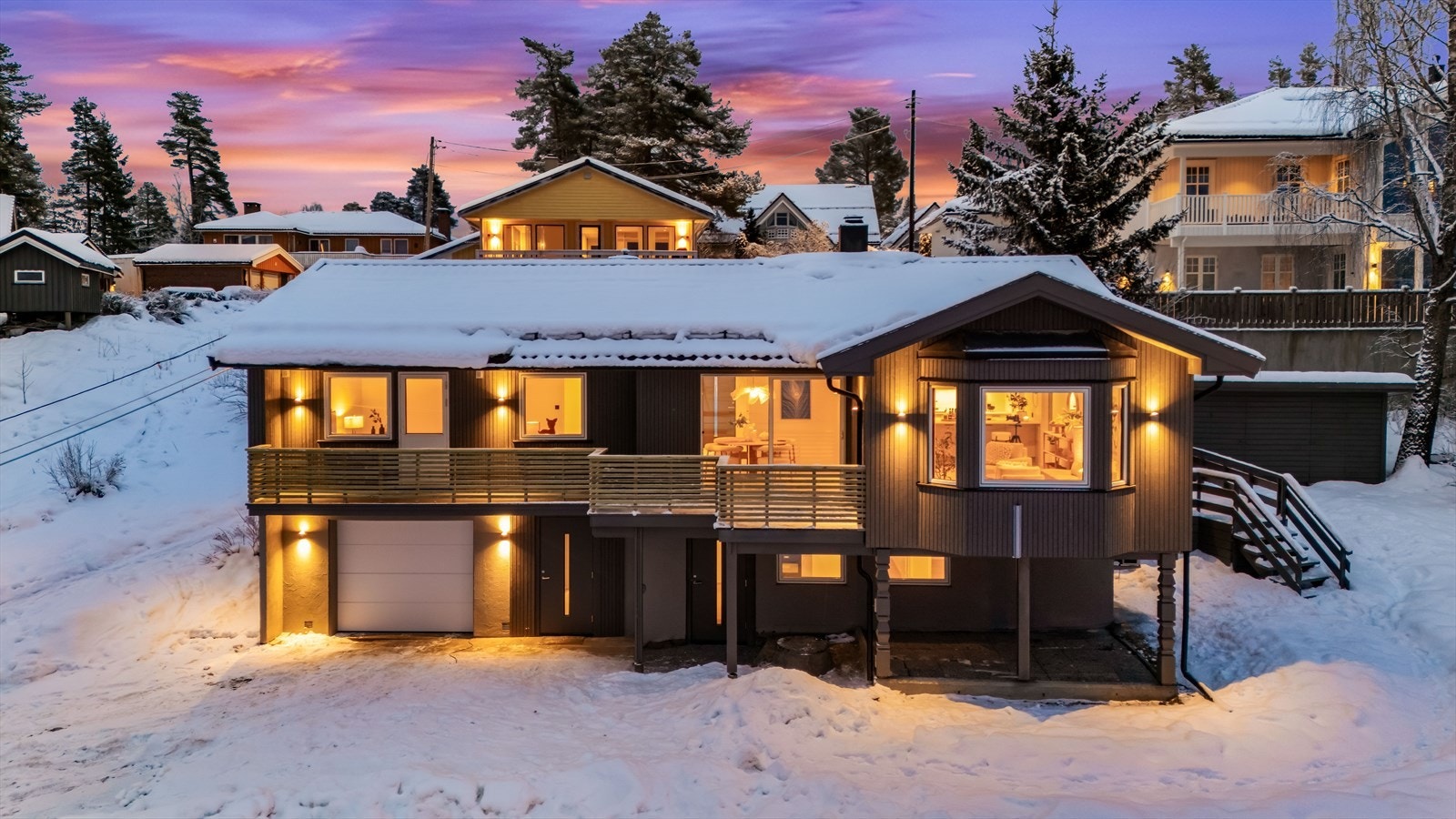 Velkommen til Finstadkroken 6, presentert av Magnus Gjellan i Nordvik Bolig! Foto: Stefan Borup Galleribilde