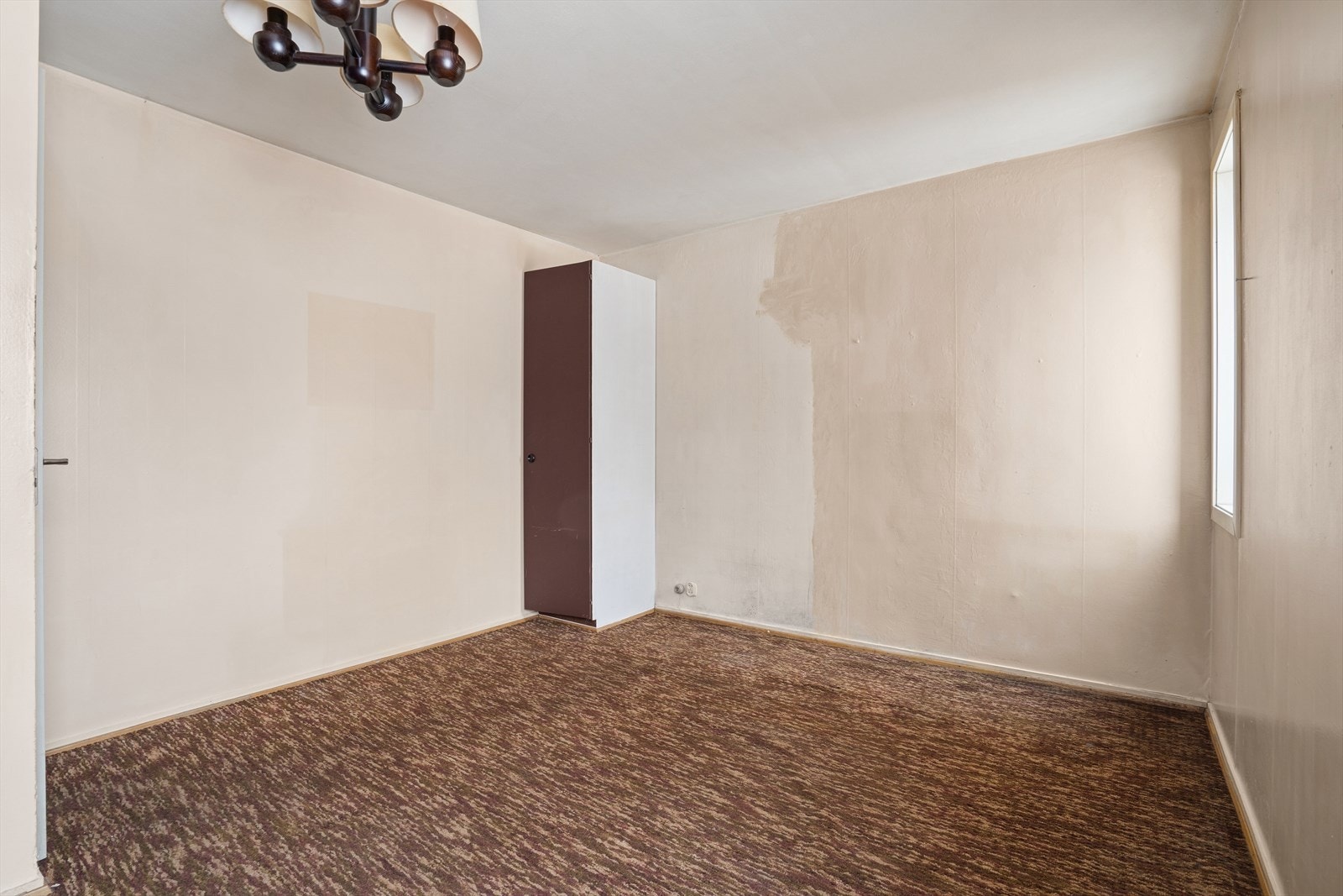 Flere vinduer gir godt med naturlig lysinnslipp. Galleribilde