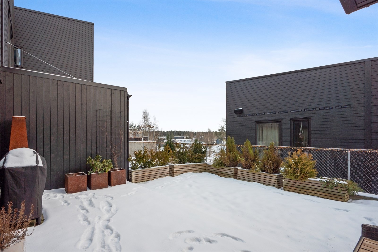 Markterrassen er et hyggelig sted for grilling, avslapning og hyggelige stunder med familie og venner. Galleribilde