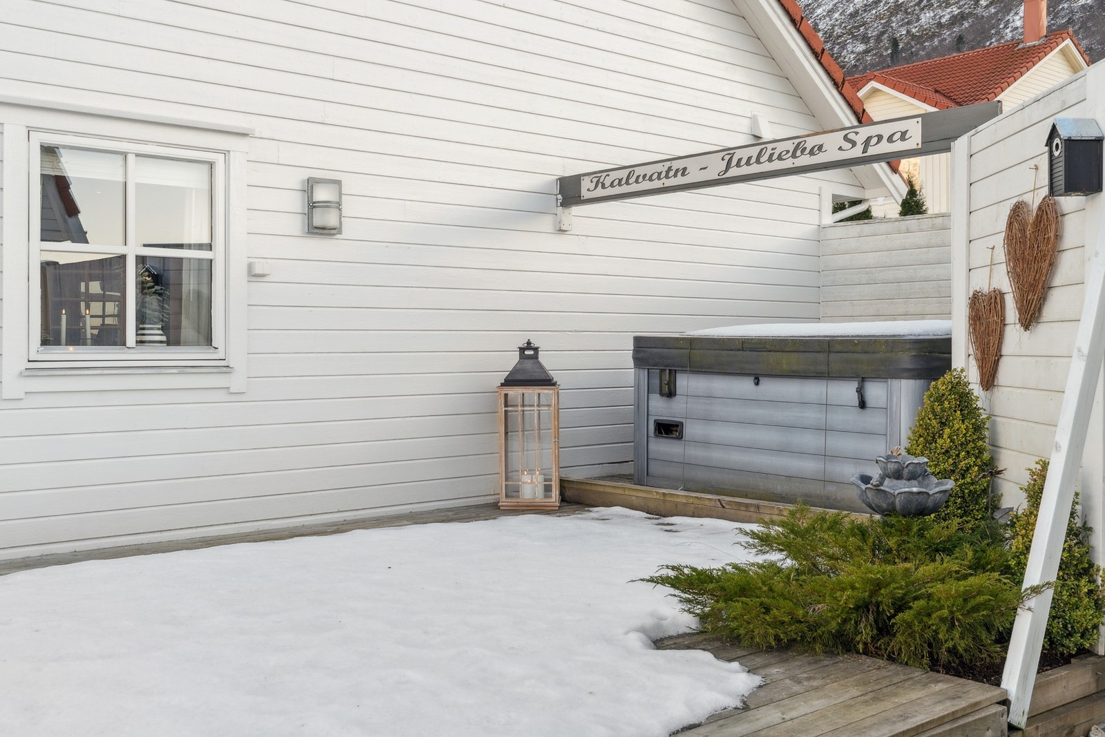 En eiendom som passer godt for både par og små familier. Galleribilde