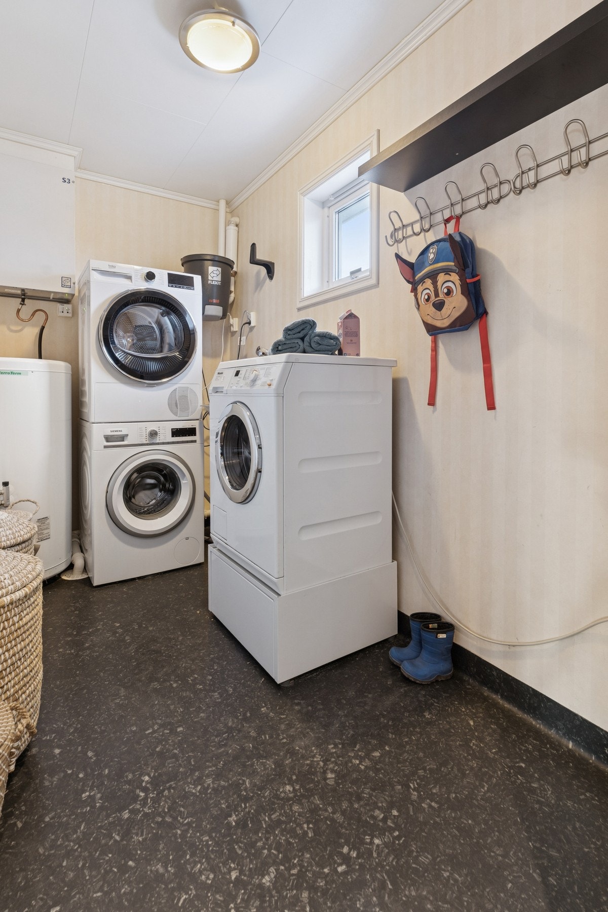 Separat vaskerom med god plass! Galleribilde