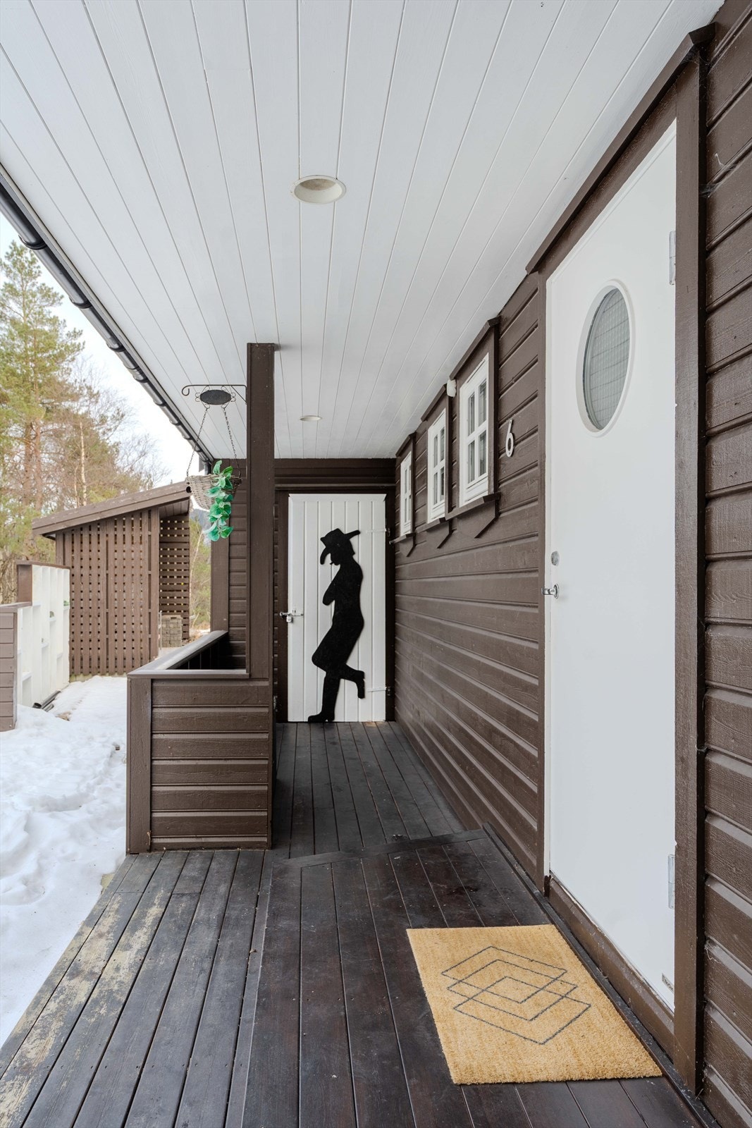 Overbygd inngangsparti Galleribilde