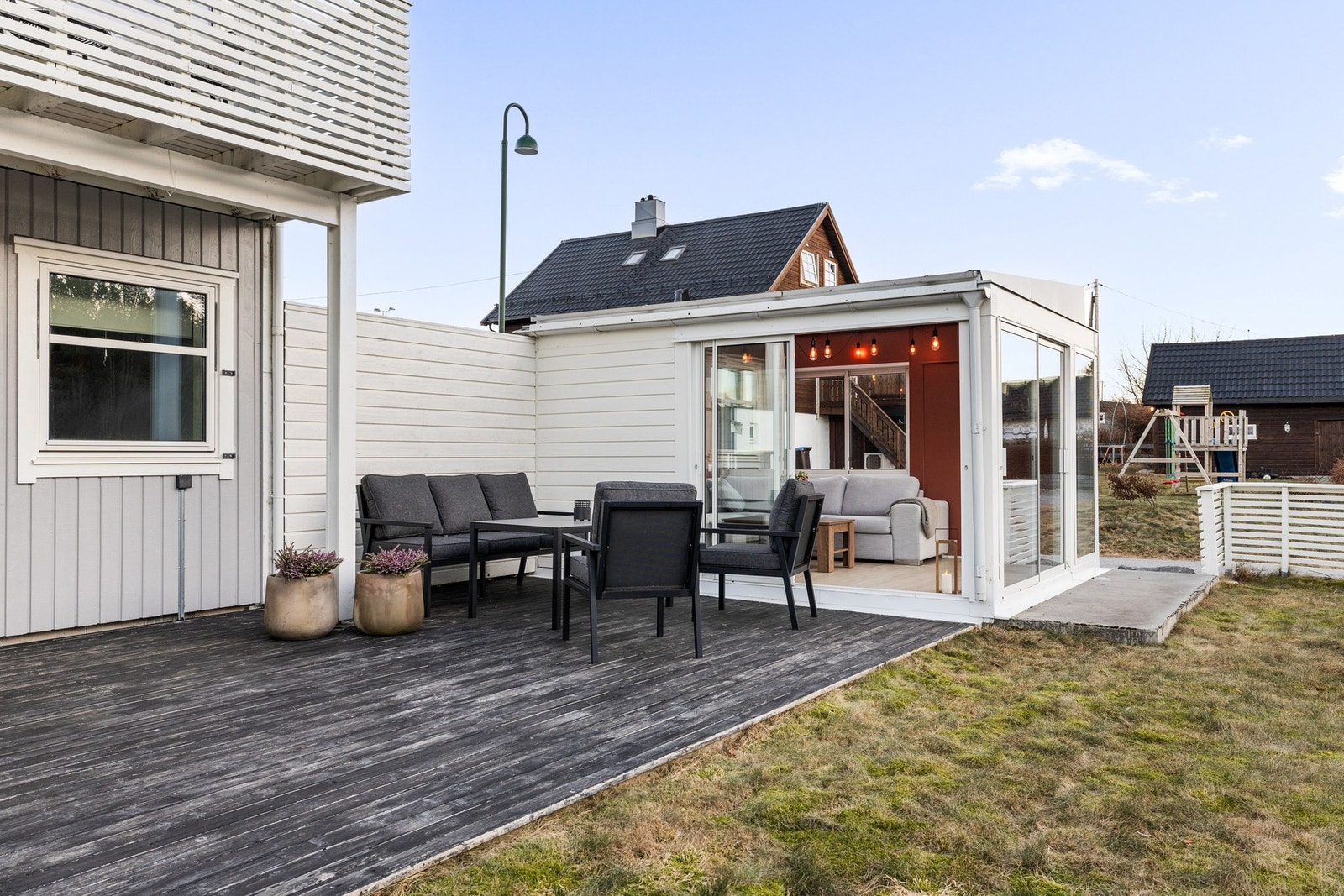 God plass til utendørsmøblement og gode solforhold Galleribilde