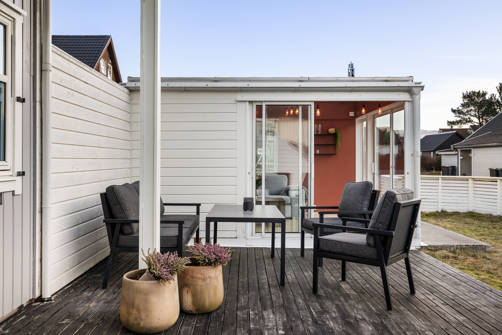 Det er også etablert uthus men dette er ikke byggegodkjent Galleribilde