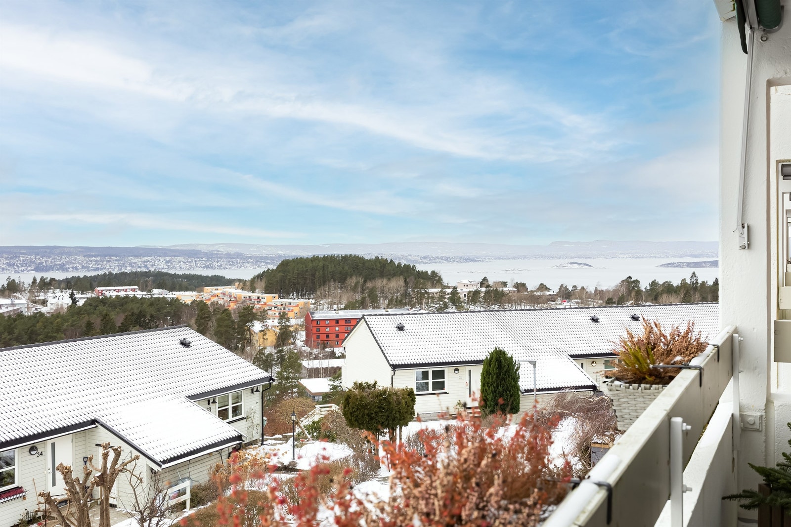Nydelig utsikt mot Bunnefjorden. Galleribilde