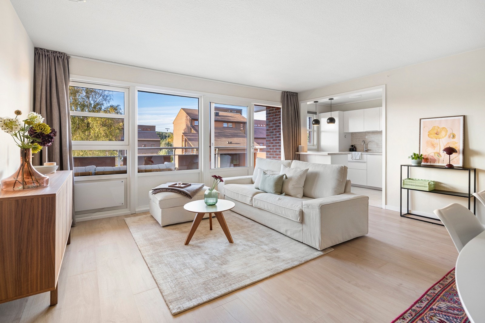 Velkommen til Kari Lofthus' gate 34 - Presentert av Thomas Heggen v/PrivatMegleren Sandnes. Galleribilde