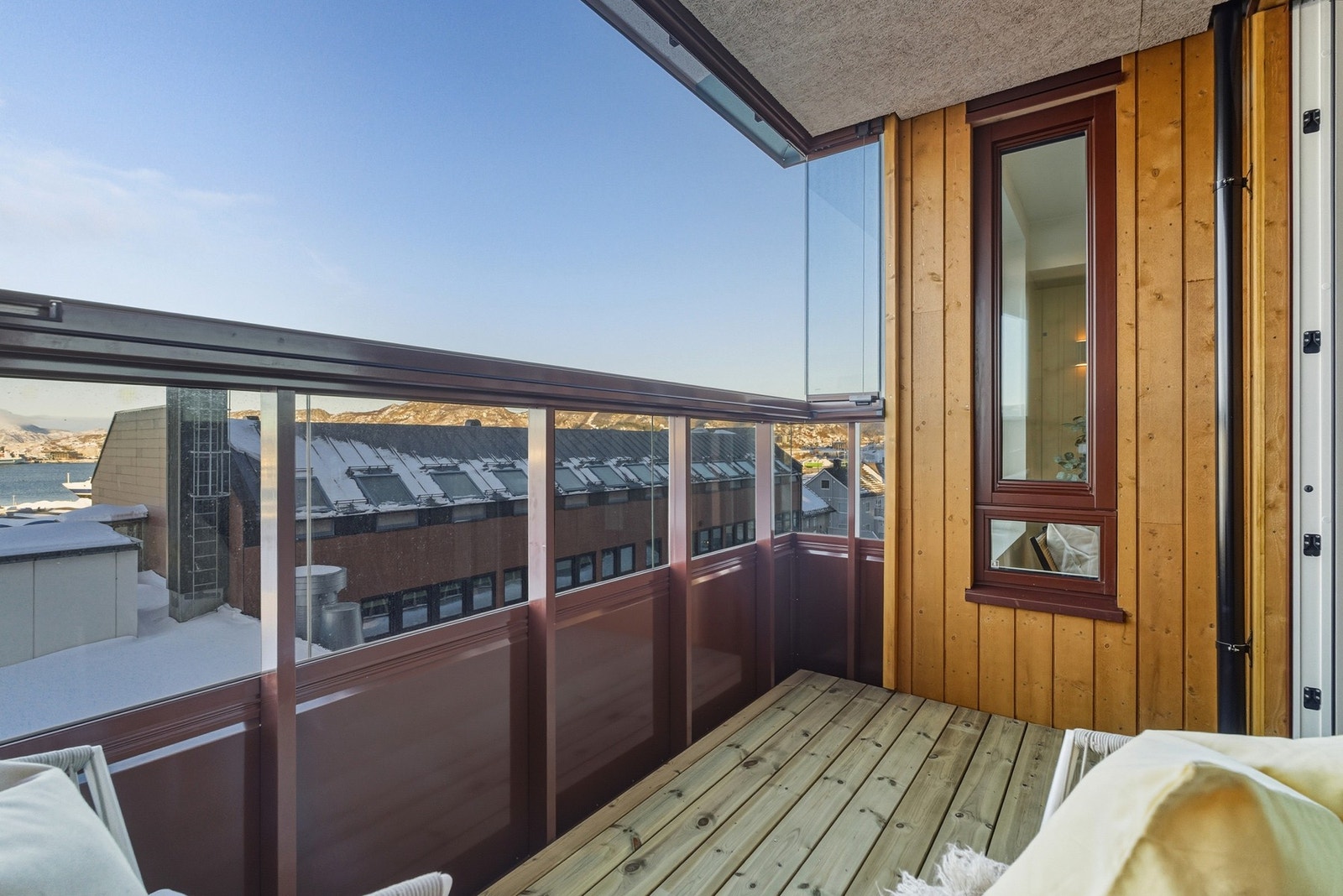 Innglasset balkong Galleribilde