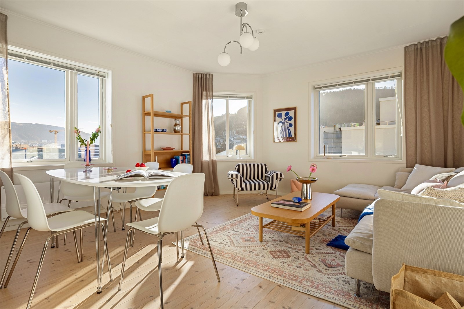 W Eiendomsmegling Bergen Sentrum har gleden av å presentere Wolffs gate 9. Galleribilde