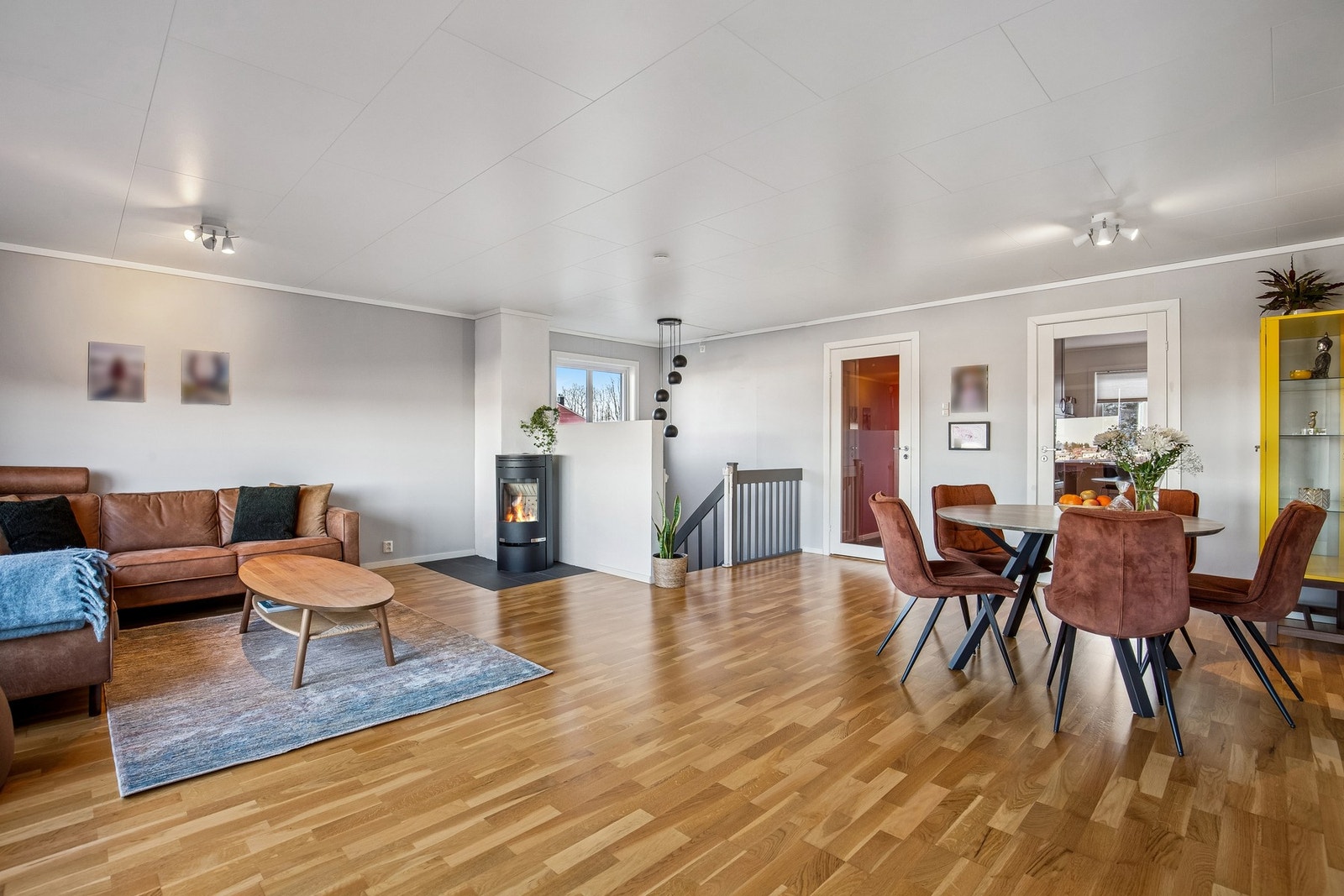 God plass til ønsket møblement Galleribilde