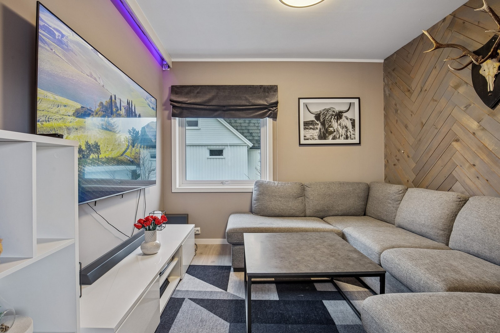 Soverom 2 (som blir brukt som tv-stue) Galleribilde