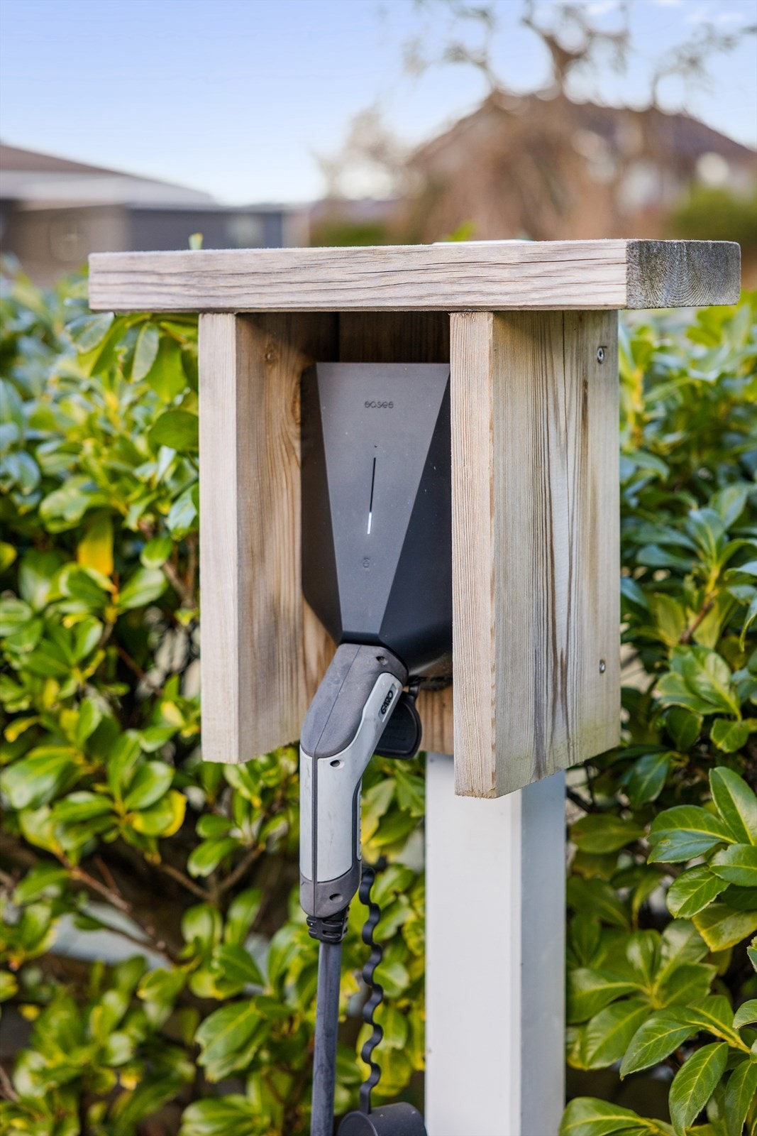 Med elbillader Galleribilde