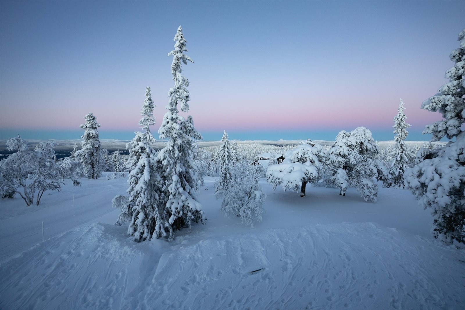 Utsikt fra hytta med soloppgang. Galleribilde