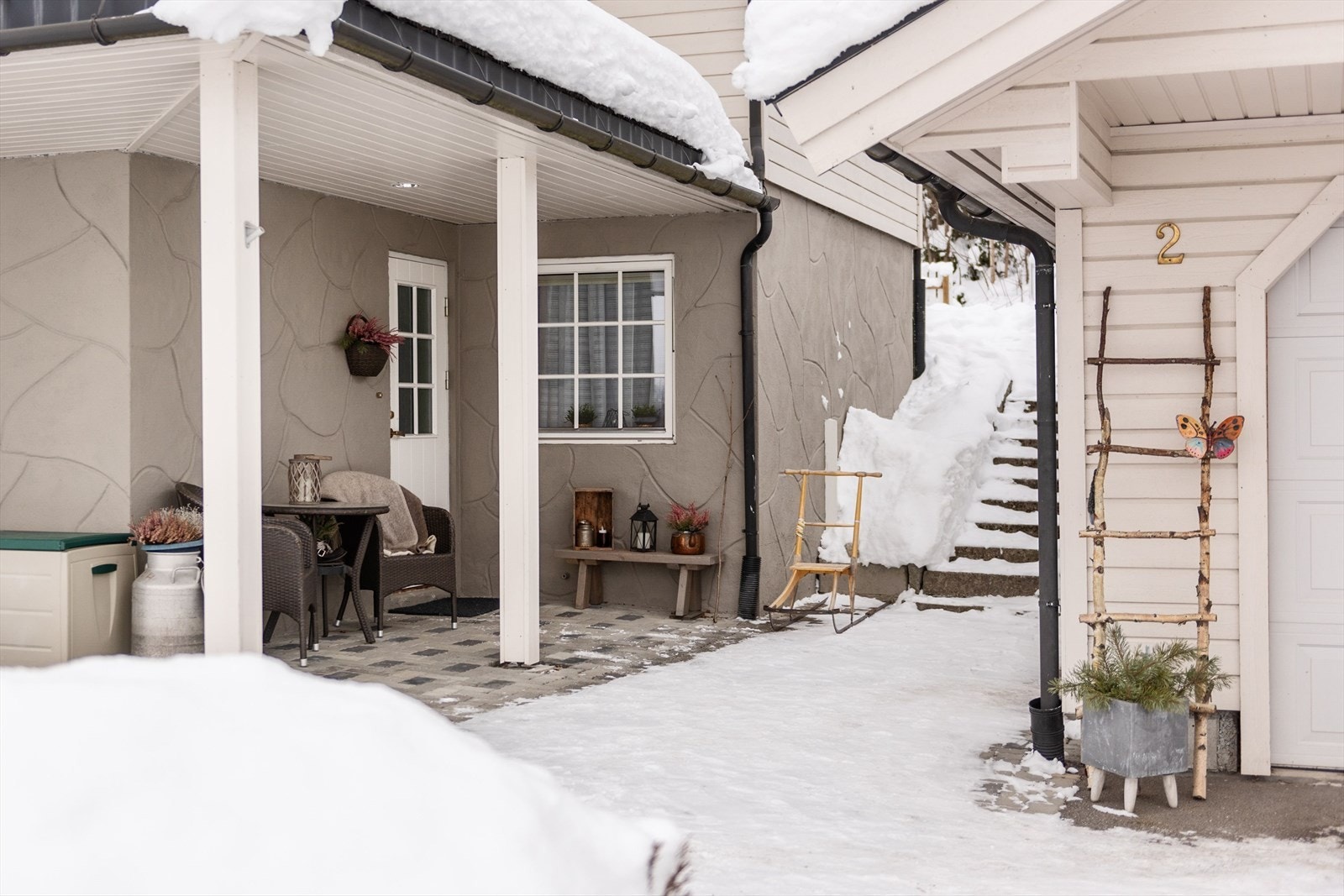 Adkomst til sokkelleilighet Galleribilde