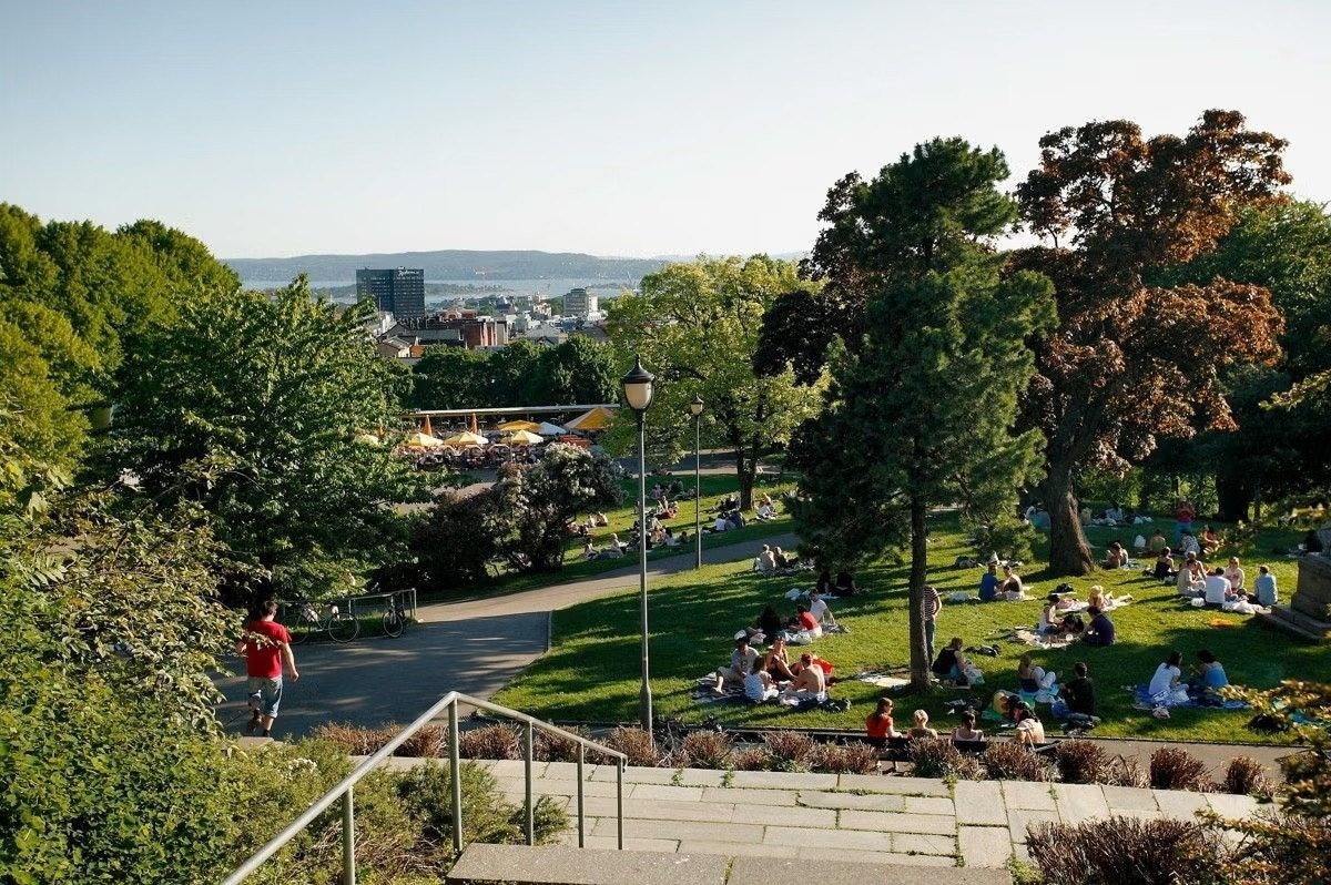 St. Hanshaugen - en av byens mest populære parker. Galleribilde
