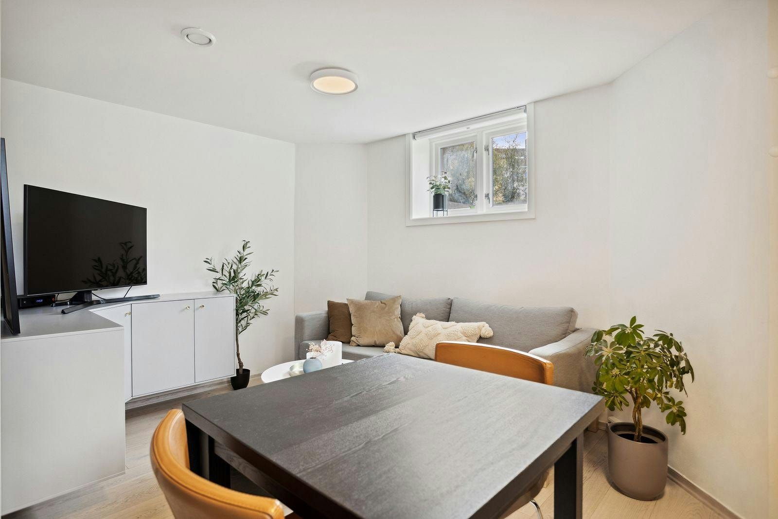 Boligen leies ut fullt møblert. Galleribilde