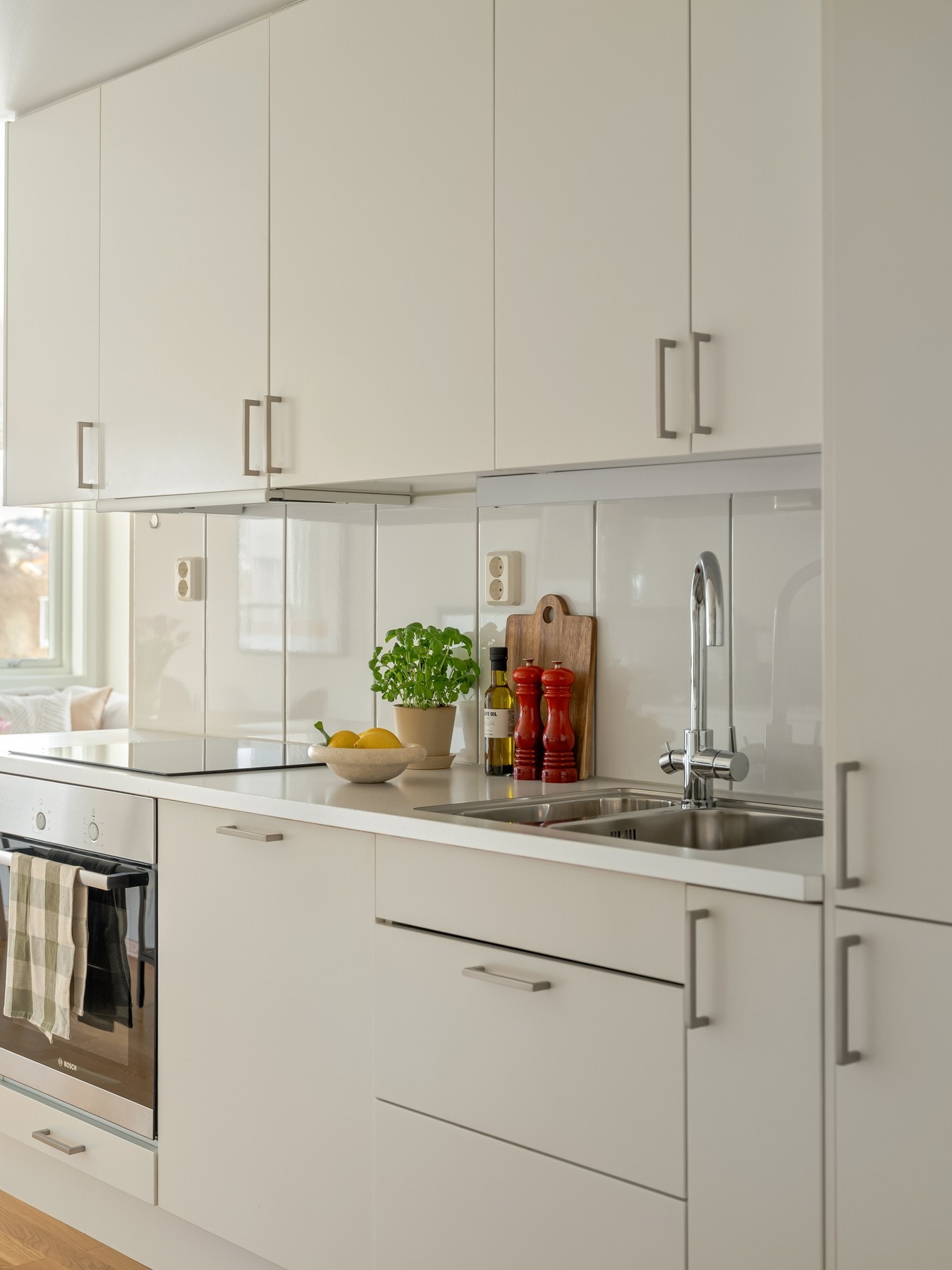 Det er bra med lagring i både over- og underskap. Galleribilde