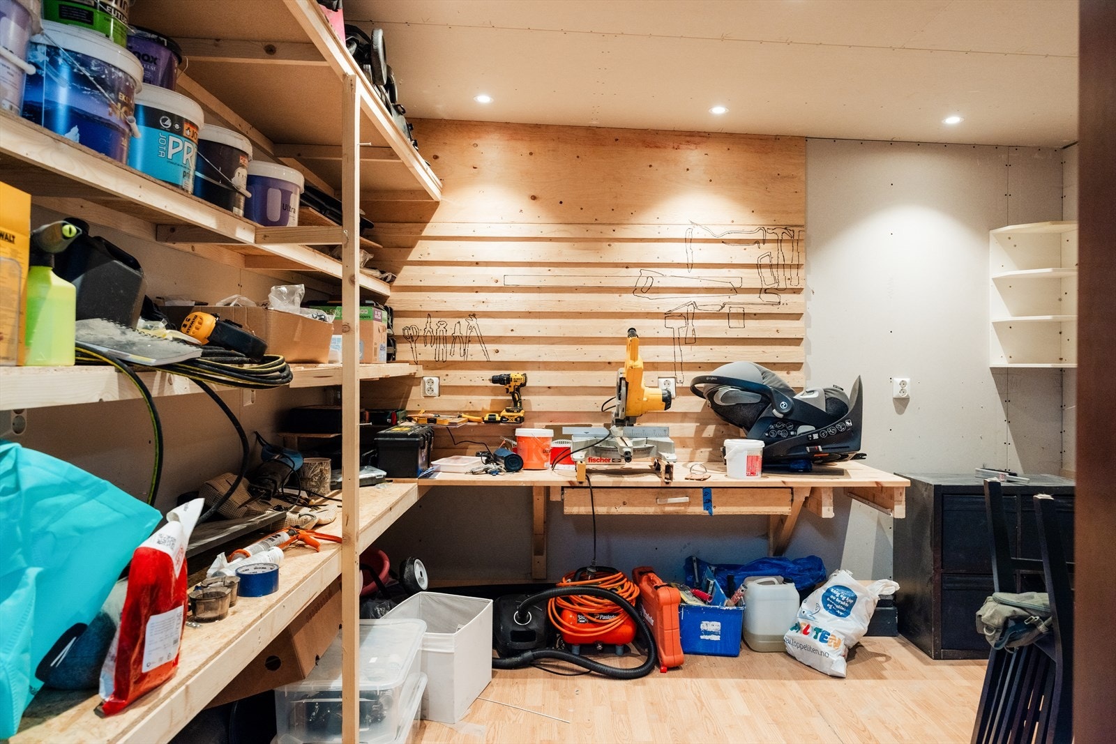 Bra med oppbevaringsplass! Galleribilde