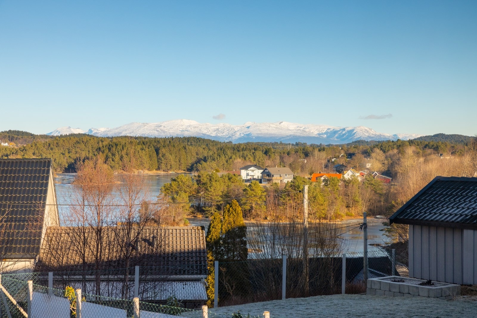 Nydelig utsikt fra eiendommen Galleribilde