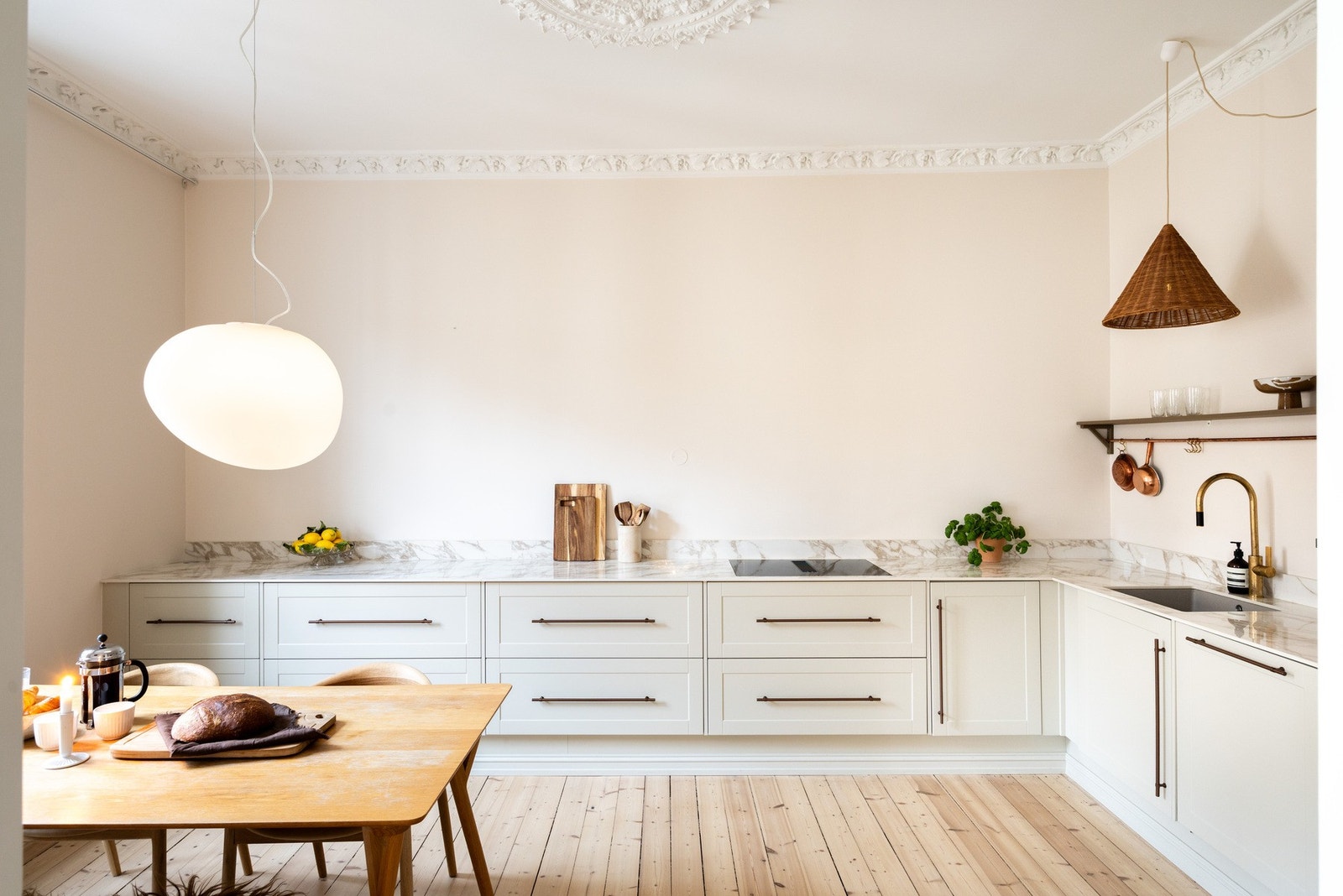 Nydelig, klassisk 3-roms leilighet med attraktiv beliggenhet på Solli plass/Vika. Galleribilde