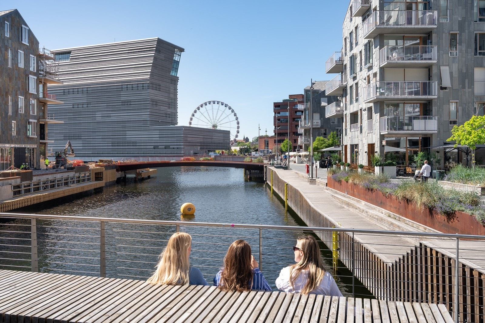 Her kan du rusle langs kanalene og nyte den vakre arkitekturen. Galleribilde