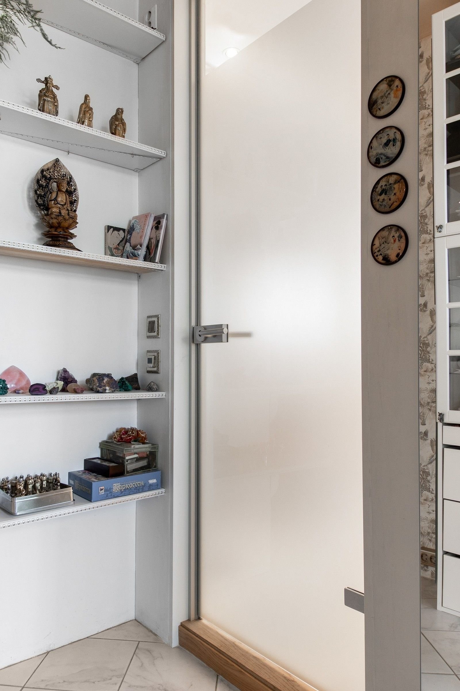 Baderommet: Glassdør til baderommet. Galleribilde