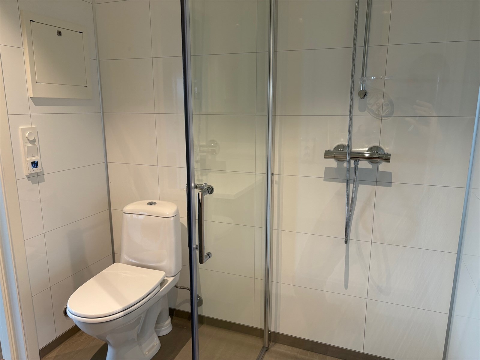 Utbyggers egne bilder av tilsvarende bolig - bad - kundetilpasset med tilvalg/endringer Galleribilde