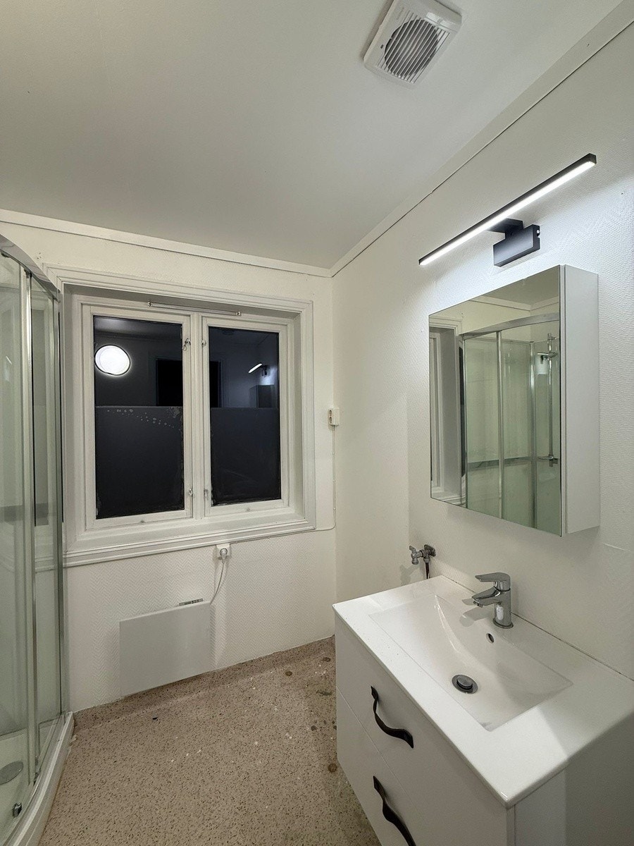 Baderom/opplegg vaskemaskin Galleribilde