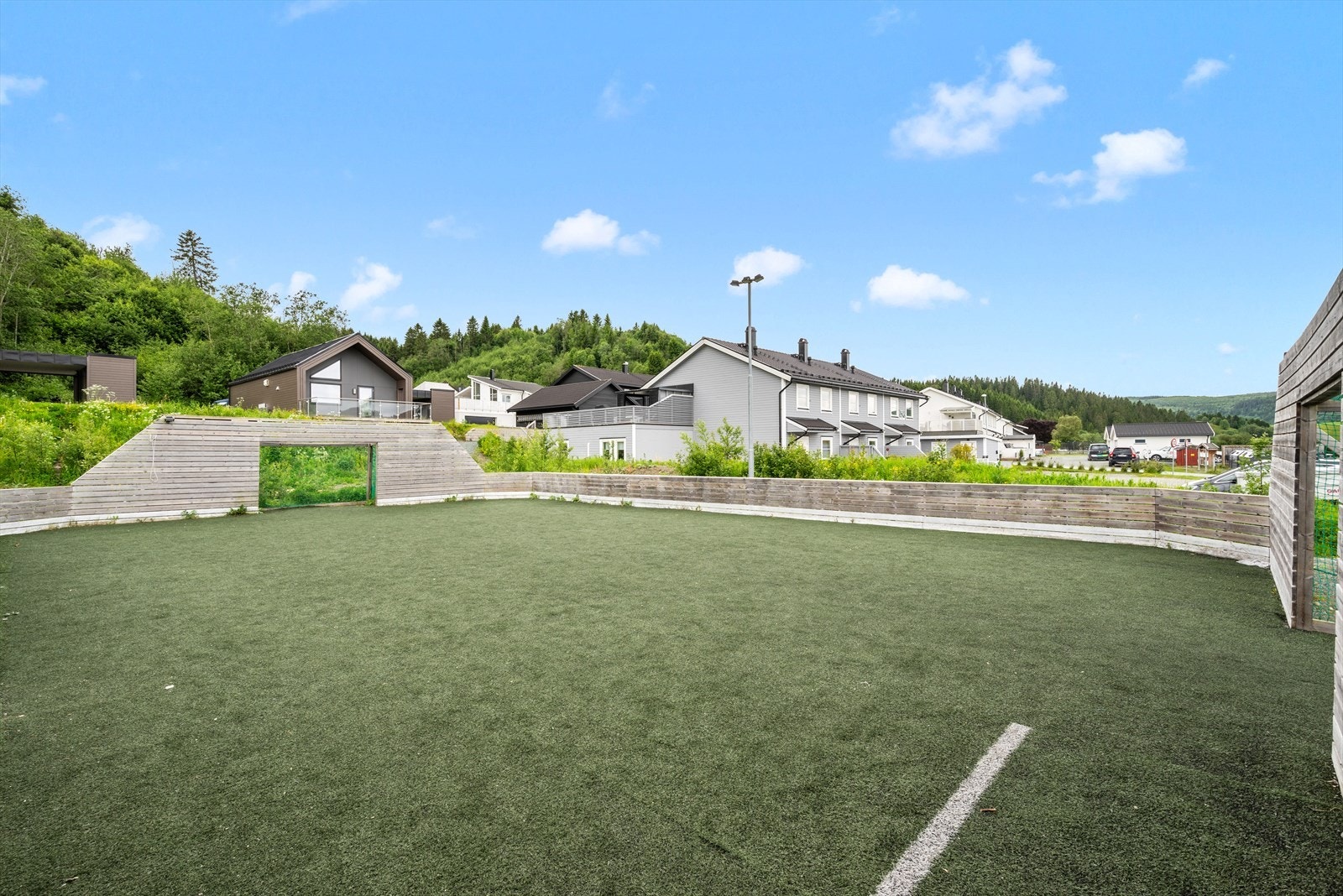 Ballbingen på sommeren. Galleribilde