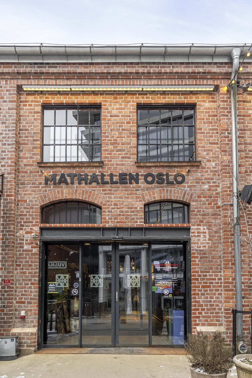 En kort spasertur unna ligger Vulkan med den populære Mathallen. Galleribilde