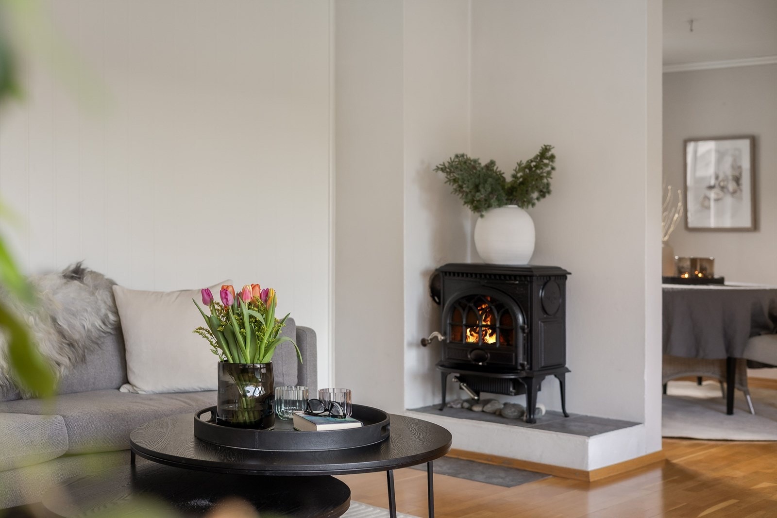 Peis i stuen som skaper en god atmosfære. Galleribilde