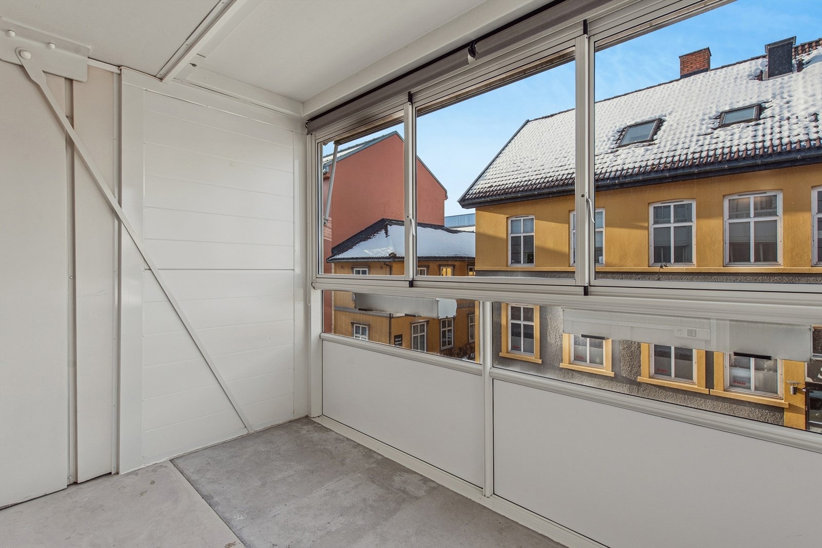 Utsikt fra balkongen. Galleribilde