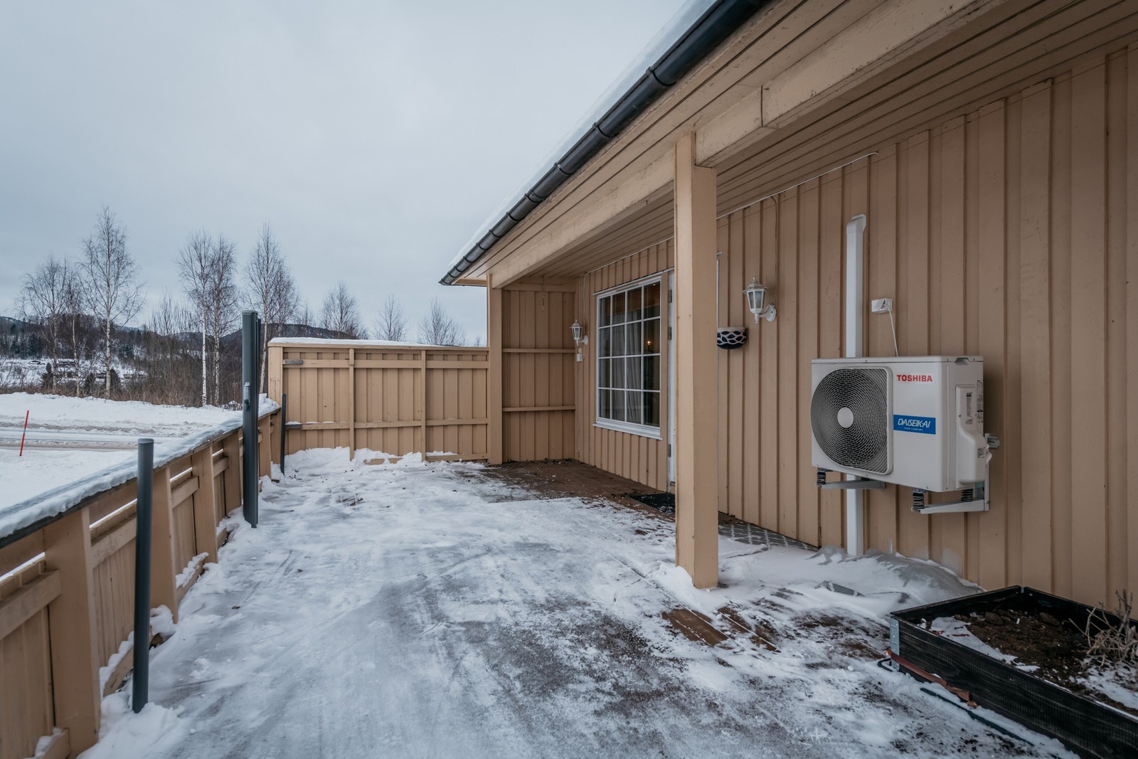 Veranda ligger sydvestvendt, som gir rikelig med sol Galleribilde