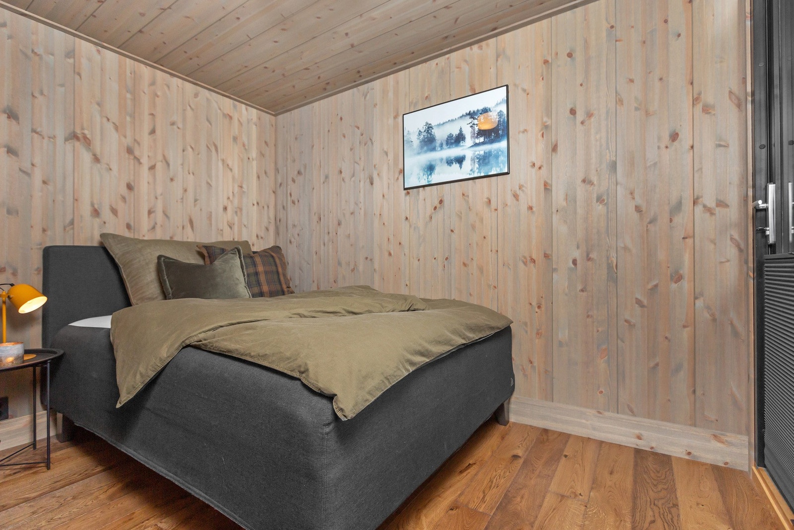 3 romslige soverom i underetasjen. Galleribilde