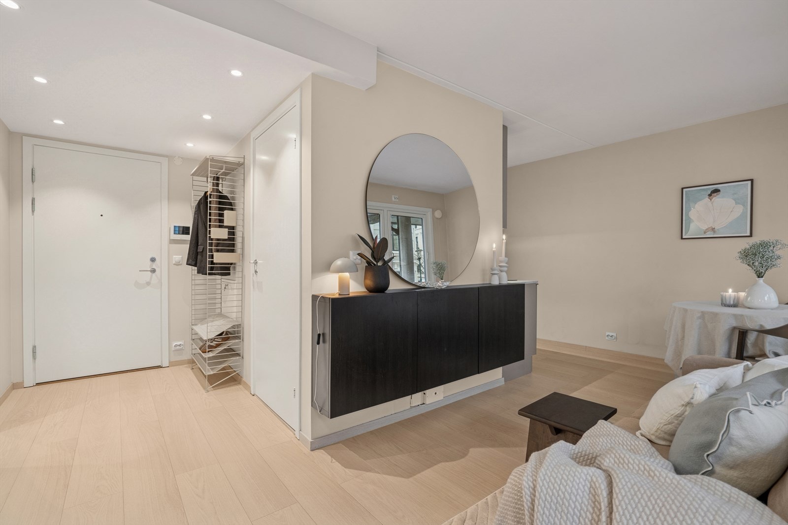 God planløsning gjennom boligen som gir en effektiv utnyttelse av leiligheten. Galleribilde