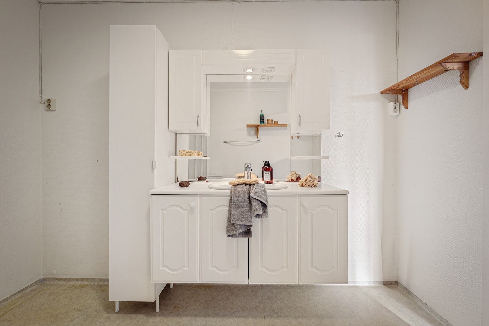 - Det er mekanisk avtrekk fra bad/vaskerom og kjøkken - Galleribilde