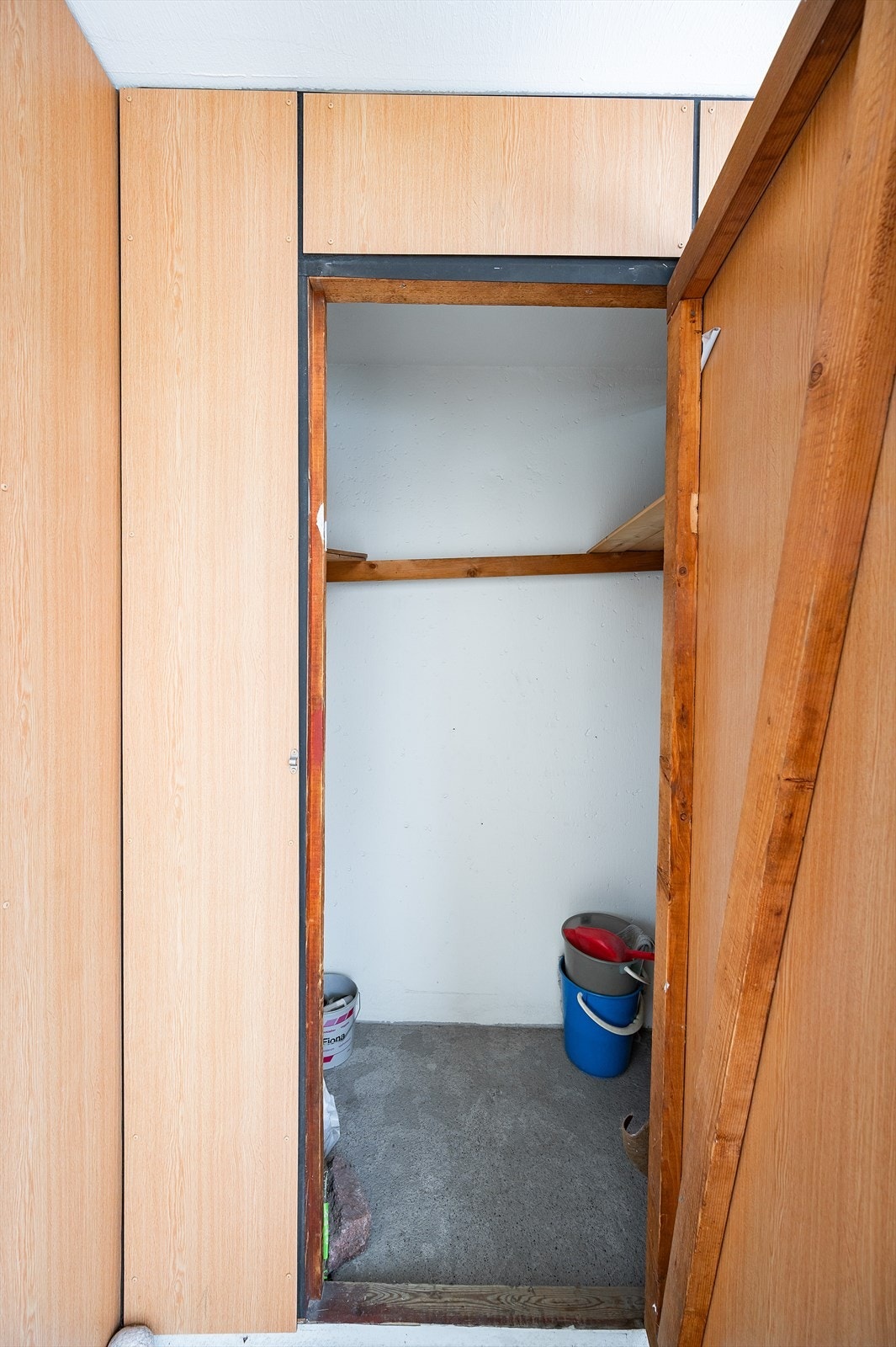 Praktisk bod for oppbevaring av utstyr. Galleribilde