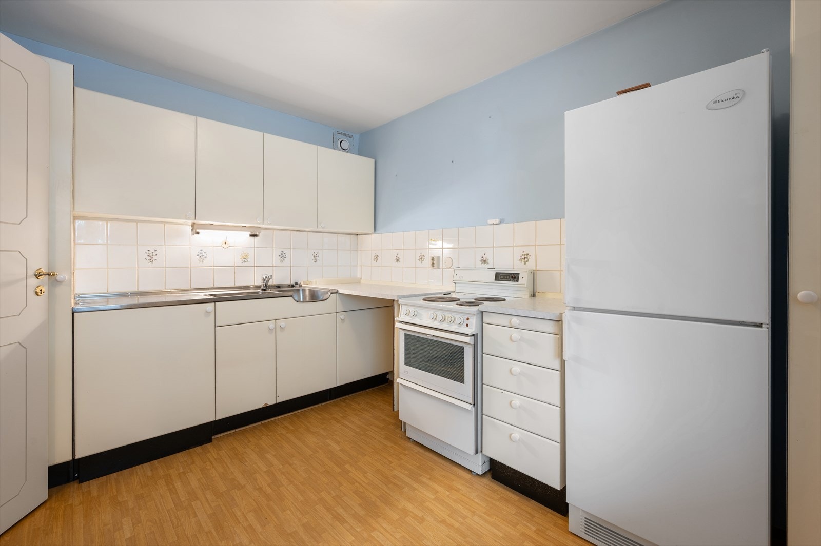 Enkelte andre leiligheter har flyttet kjøkkenet og tatt dette rommet i bruk som soverom. Kfr. evt. megler. Galleribilde