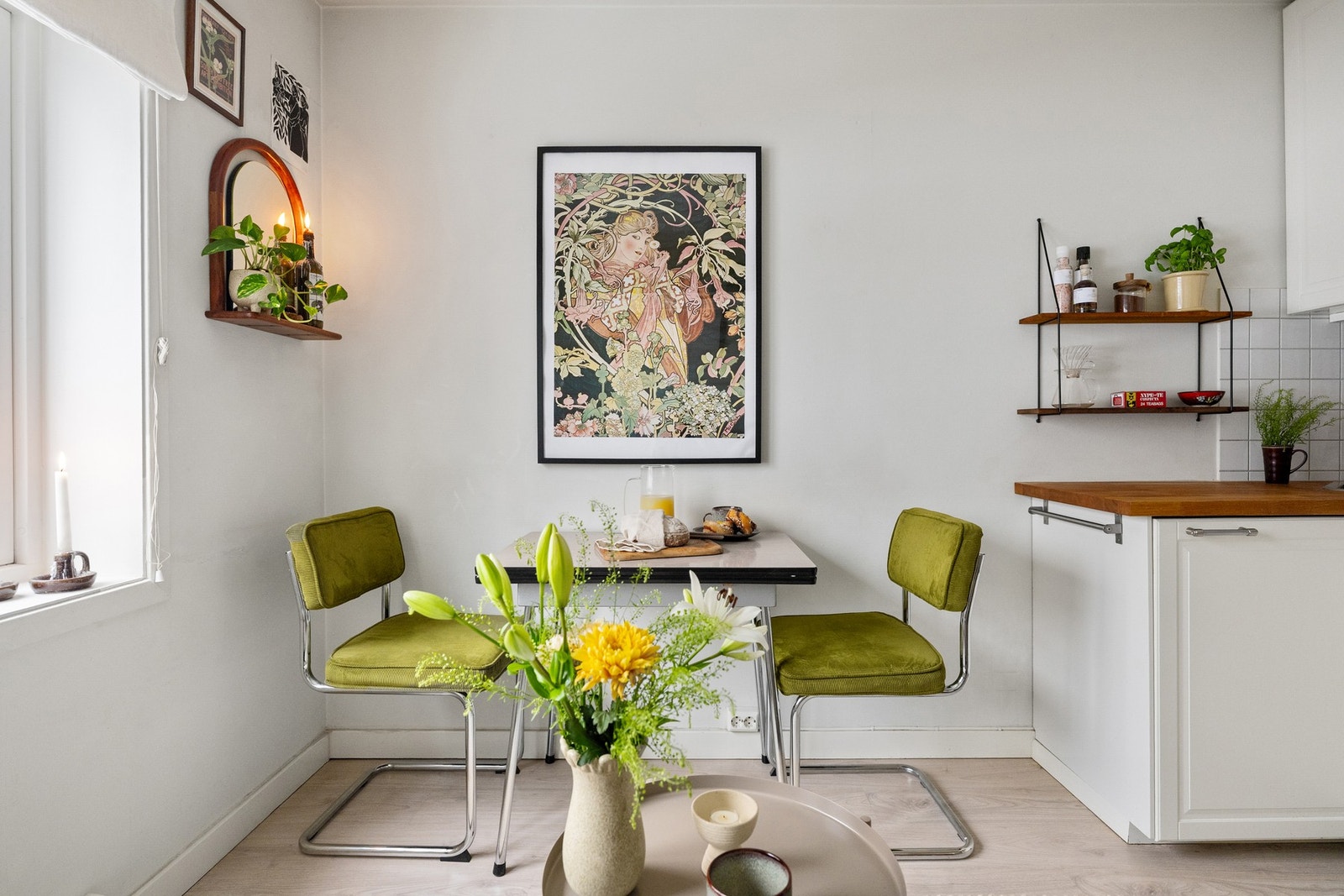 Stuens gode utforming gjør det enkelt å møblere etter eget ønske. Galleribilde