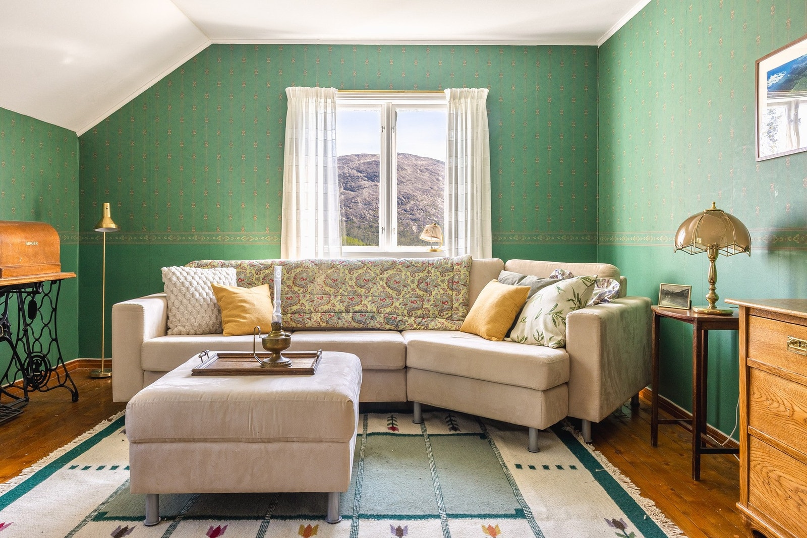 Soverom/spisestue i 2. etasje. Galleribilde