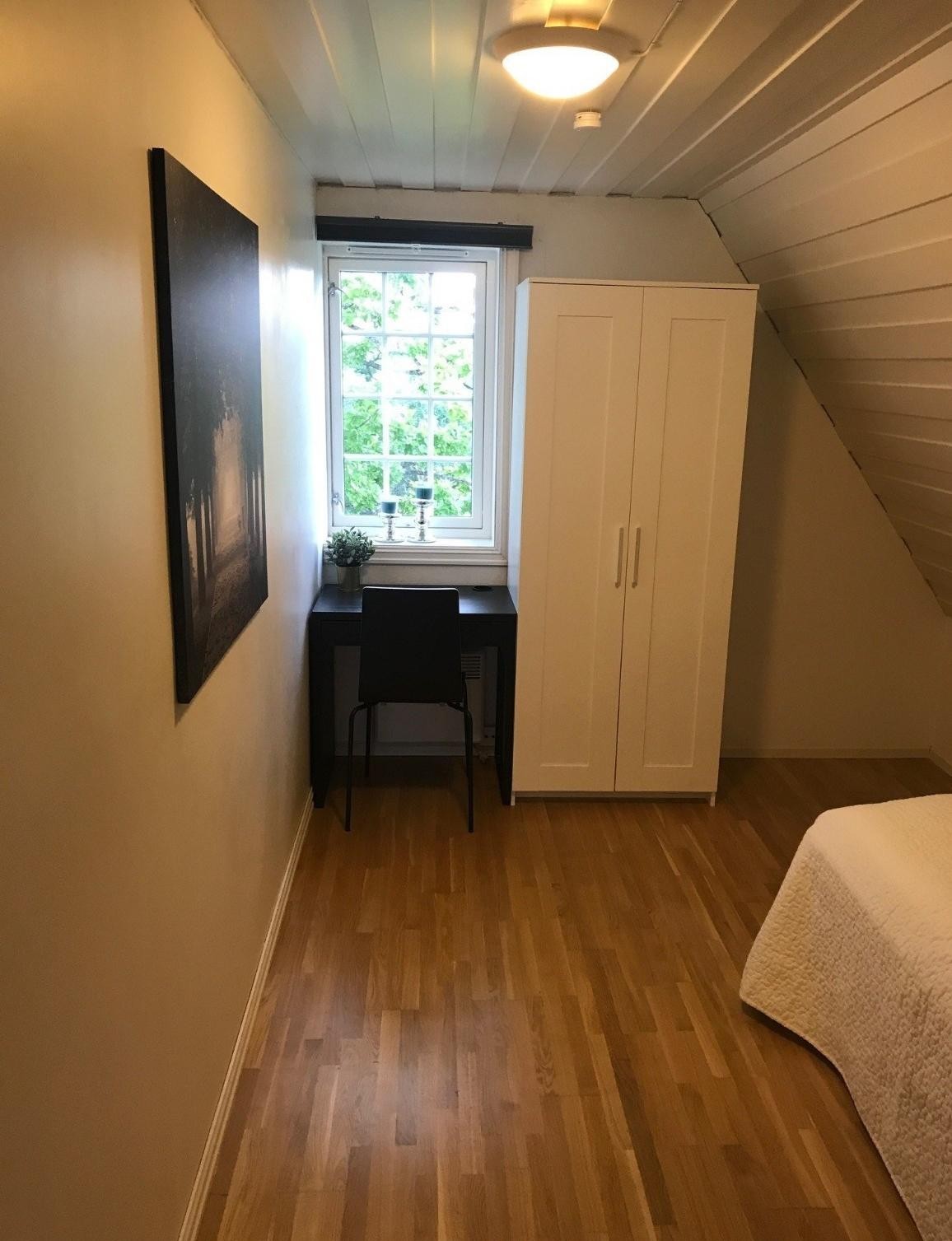 Loftsetasjen har to godkjente soverom (Privat bilde). Galleribilde