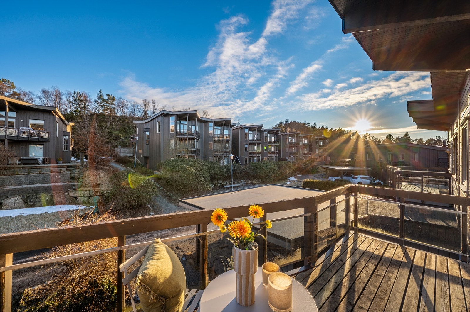 Her har du sol fra tidelig morgen til godt utpå ettermiddagen Galleribilde