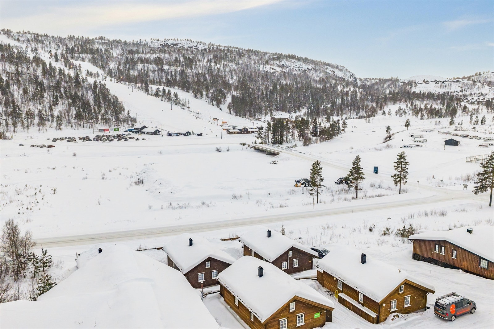 Fasadebilde mot skisenter og langrennsløype rett utenfor Galleribilde