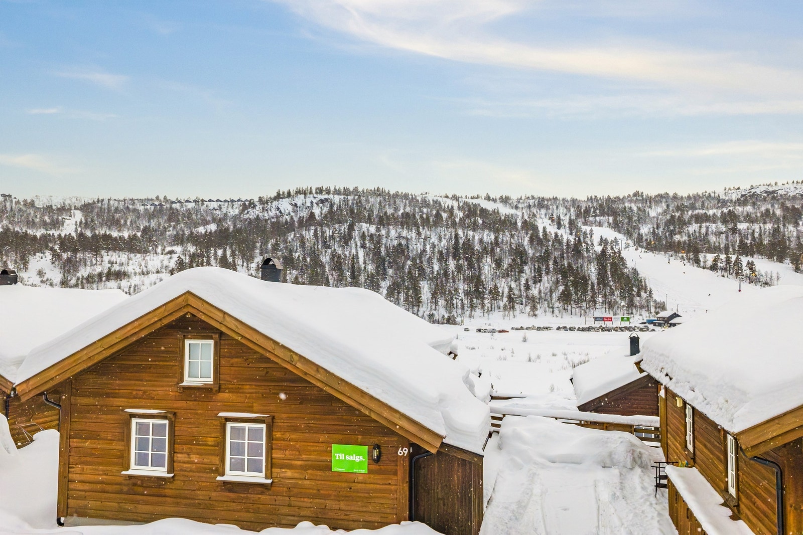 Fasadenbilde mot bakken Galleribilde