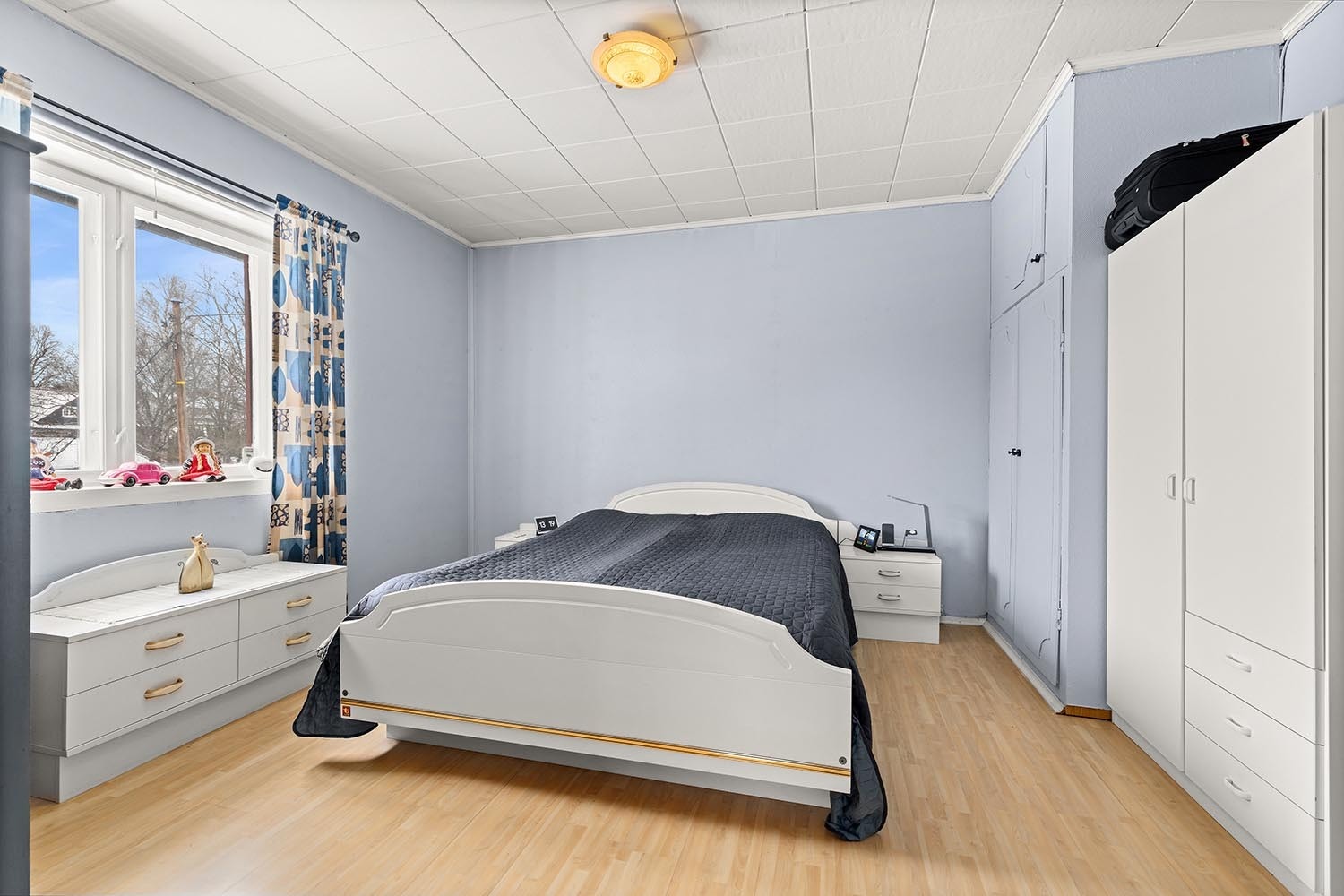 1. etasje / Soverom 1 Galleribilde