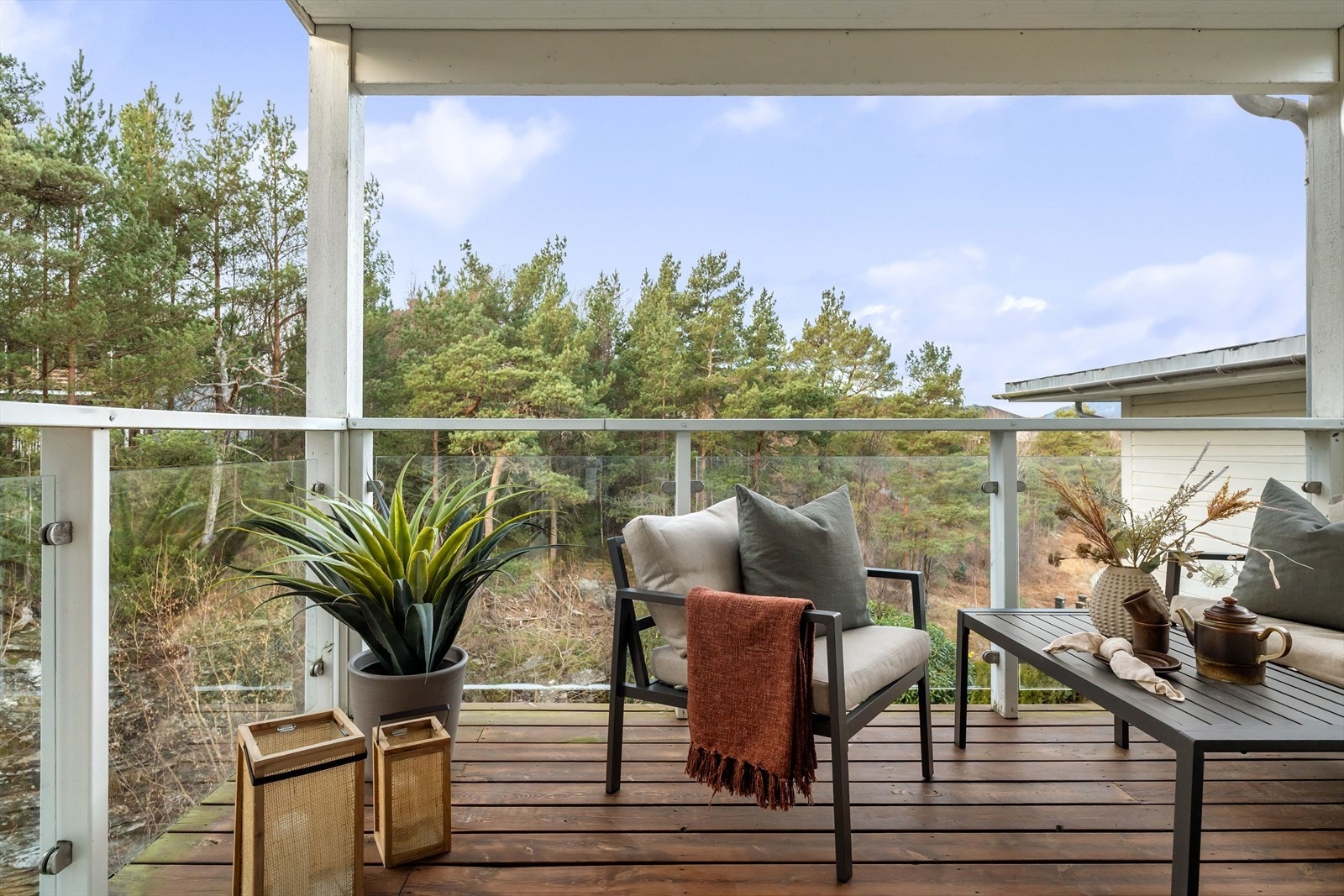 Leiligheten har to balkonger Galleribilde