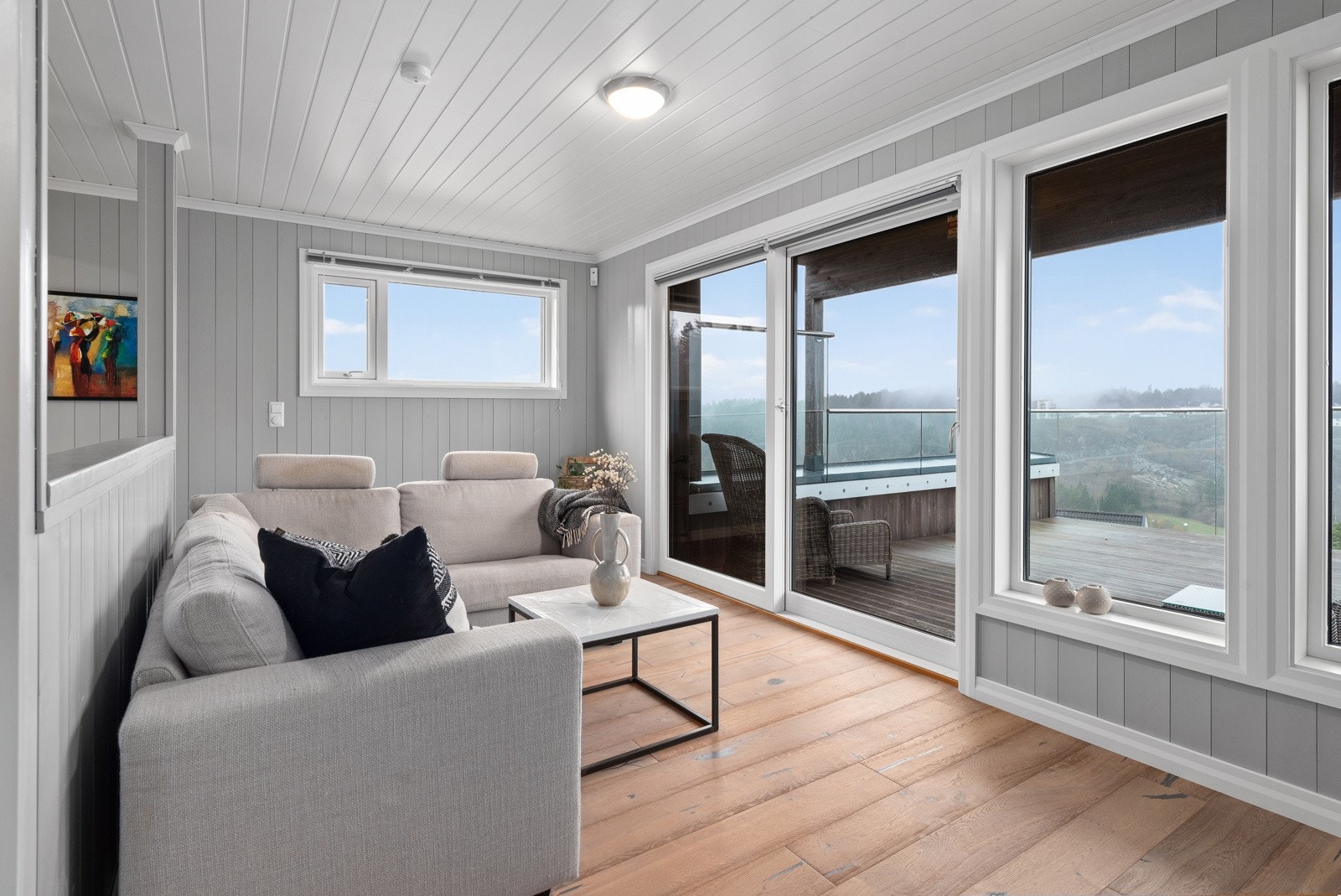 Utgang til takterrassen som er på hele 25 kvm. Galleribilde